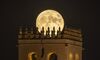 Plena Moon llega a Badajoz para celebrar la Luna llena entre arte y estrellas 