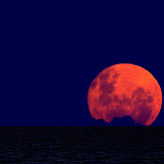 La espectacular Luna Roja de agosto