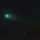Dos cometas merodean la Tierra