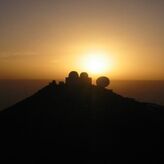 Observatorios de Sierra Nevada vigilantes desde la cima