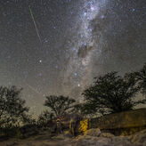 Gua del cielo de diciembre Gemnidas el cometa Leonard y todos los planetas