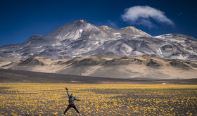 Da 7  Ojos del Salado conquistar el cielo desde la tierra
