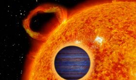 Descubren un planeta imposible orbitando una estrella diminuta