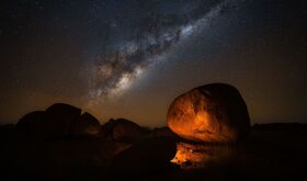 Karlu Karlu el paisaje sagrado de Australia que ahora tambin protege sus estrellas Karlu Karlu el paisaje sagrado de Australia que ahora tambin protege sus estrellas