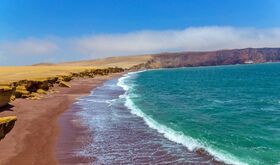 Paracas el desierto de Per donde las estrellas se encuentran con el Pacfico
