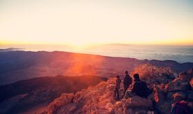 Entre Volcanes y Estrellas Momento Caf en las Islas Canarias