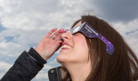 Protege tus ojos ante el Gran Eclipse Solar de  2026 claves para observar sin riesgo
