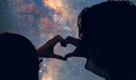 Cita perfecta para San Valentn Cmo organizar una noche de observacin estelar en pareja