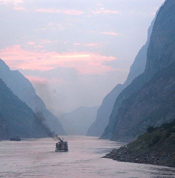 Atardeceres y estrellas en el valle del Río Yangtsé en China