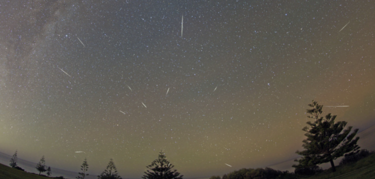 Pico de las Eta Acuridas la lluvia de estrellas del Halley alcanza su mximo en mayo
