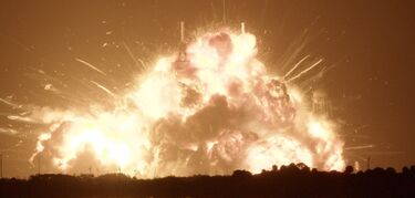 Una explosin sacude las pruebas del cohete New Glenn de Blue Origin