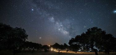 Dnde y cmo ver las estrellas en Extremadura Senderos Nocturnos y Miradores Celestes