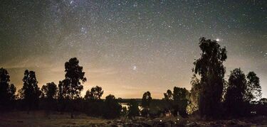 Provincia de Badajoz dehesas castillos y estrellas
