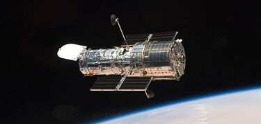 Hubble sigue capturando imgenes sorprendentes  incluso ante las adversidades