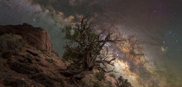 Capitol Reef los espectaculares cielo de Utah y la arruga en la tierra