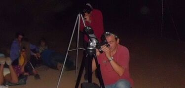 Campamento Quimpi de noche
