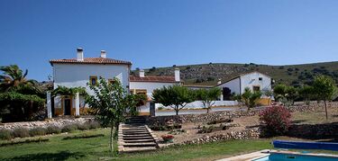 palacio viejo las corchelas piscina