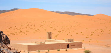 Riad Ouzina 