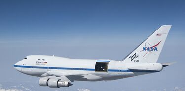 SOFIA estudia el cosmos volando en Europa por primera vez