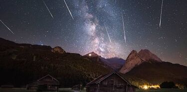 Perseidas 2024 Gua Completa para Disfrutar de la Espectacular Lluvia de Estrellas