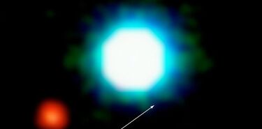 Cul fue la primera foto de un exoplaneta