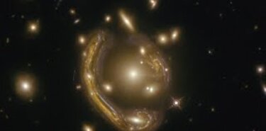 Los anillos de Einstein resuelven el debate sobre la materia oscura