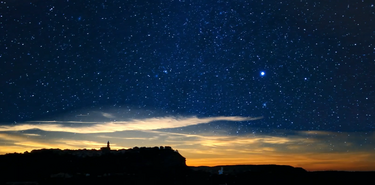 Alojamientos Starlight en Navarra casas rurales un albergue y un sendero estelar 