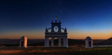 Observacin desde la Pea de Arias Montano Un Cielo Inolvidable en la Sierra de Aracena 