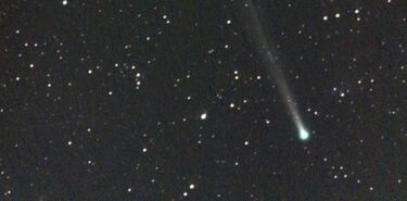 Brillante sorpresa celestial el cometa C2025 R2 SWAN avanza hacia nuestros cielos