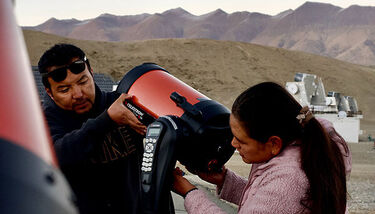 mujeres astroturismo