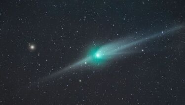 cometa verde 2023