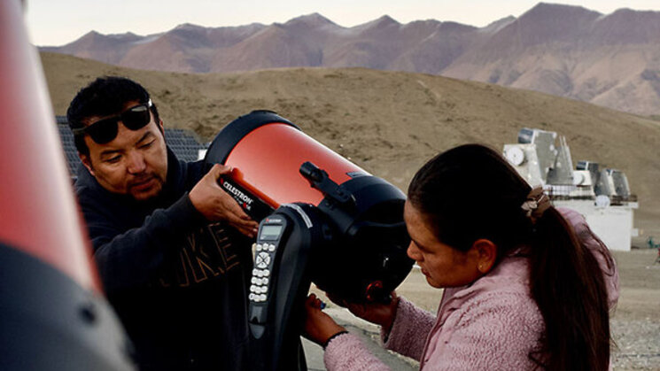 mujeres astroturismo