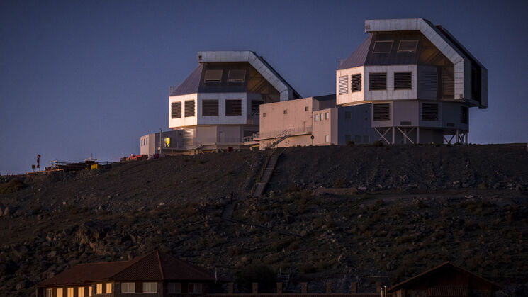 telescopios gemelos de magallanes