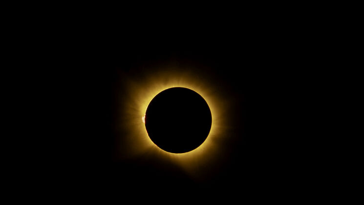 Eclipse total de sol 12 de agosto Diego