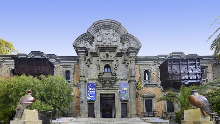 Fachada del Museo Casa de la Ciencia Sevilla