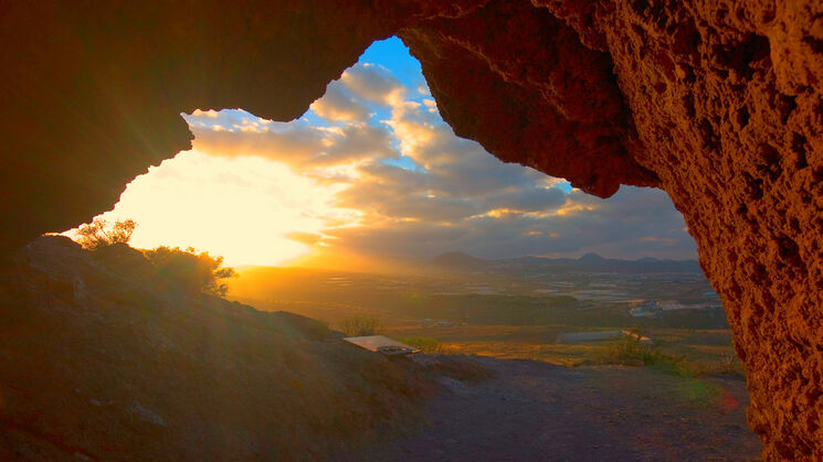 solsticio de verano cueva