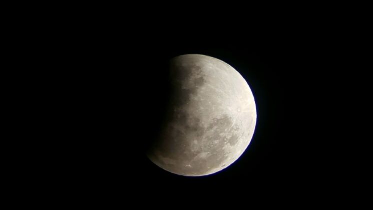 eclipse parcial luna 16 julio 2019