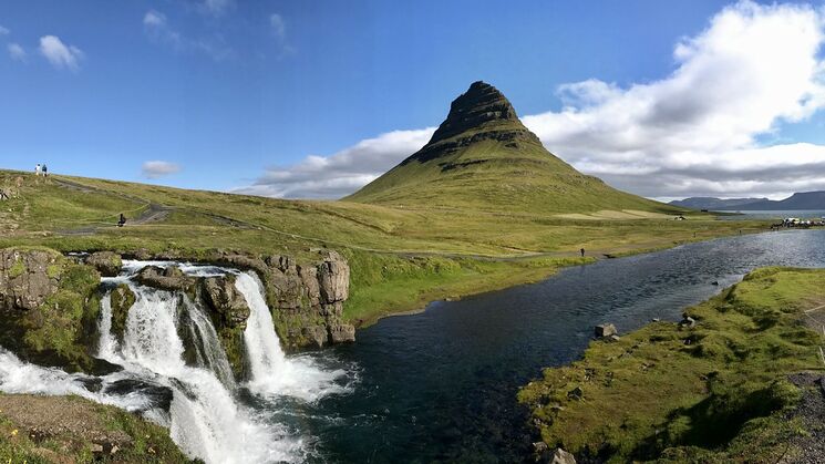 Montaa Kirkjufell Islandia