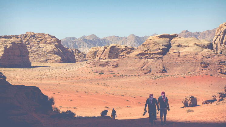 wadi rum jordania beduinos