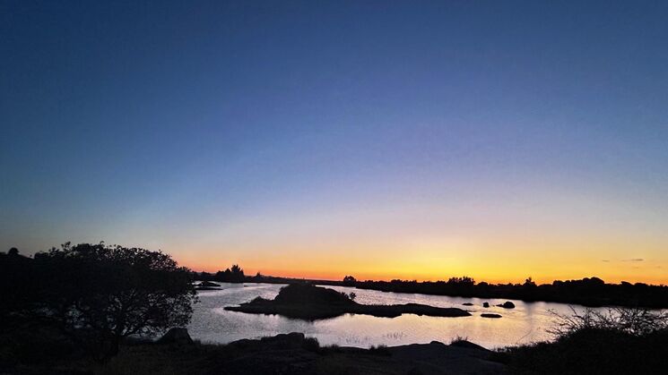 solsticio desde los barruecos