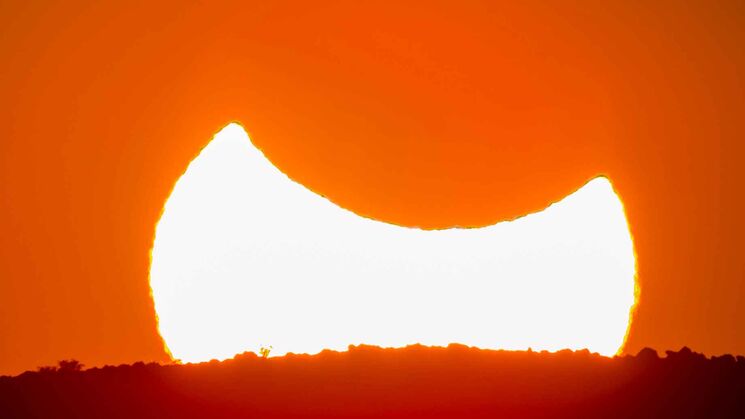 Eclipse solar
