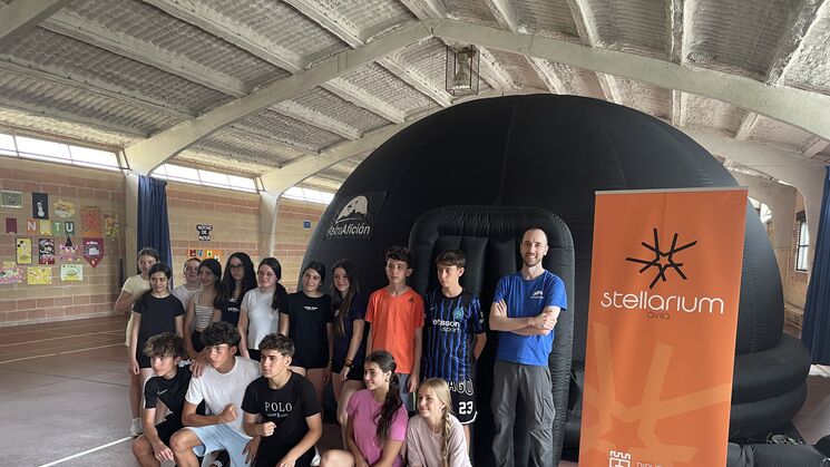 Taller de estrellas en Naturavila 2025