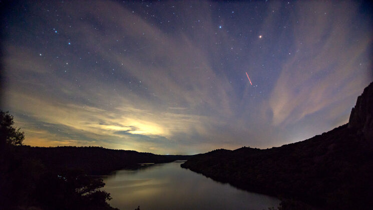 Monfrage 2025 aves y estrellas