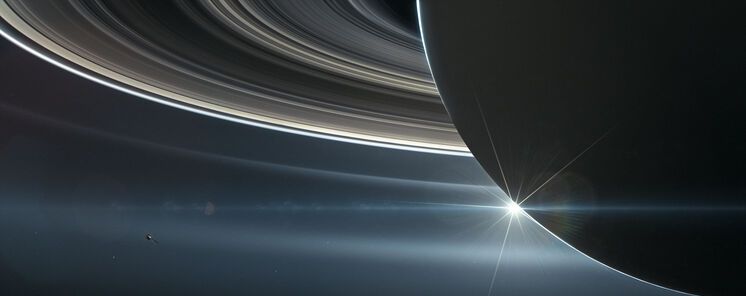 El origen de los anillos de Saturno est en el choque reciente de dos lunas 