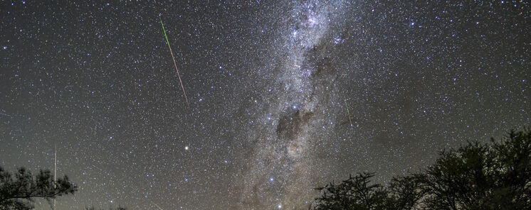Gua del cielo de diciembre Gemnidas el cometa Leonard y todos los planetas