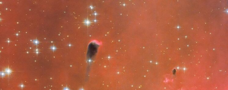 Hubble capta una impresionante imagen roja de la Nebulosa del Alma