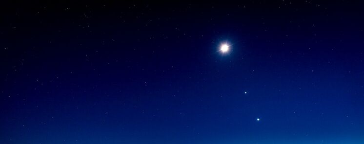 Atencin astrofotgrafos  Venus y Jpiter a punto de tocarse 