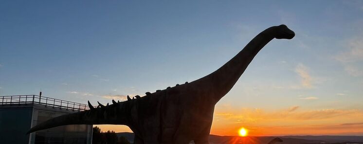 Estrellas entre dinosaurios Solo unos das para el VI Encuentro Starlight