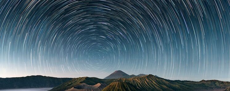 Monte Bromo Un Encuentro Mstico con las Estrellas en Indonesia