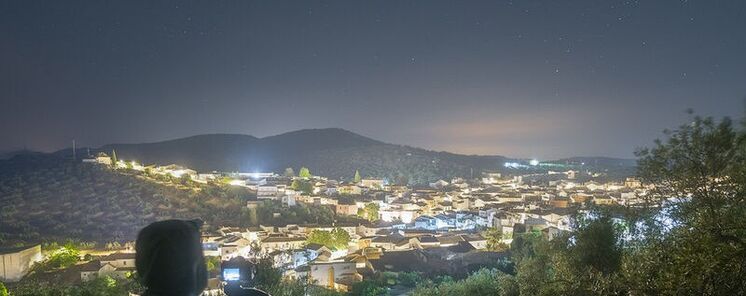 Astroturismo en condiciones adversas Creatividad al servicio de las Estrellas
